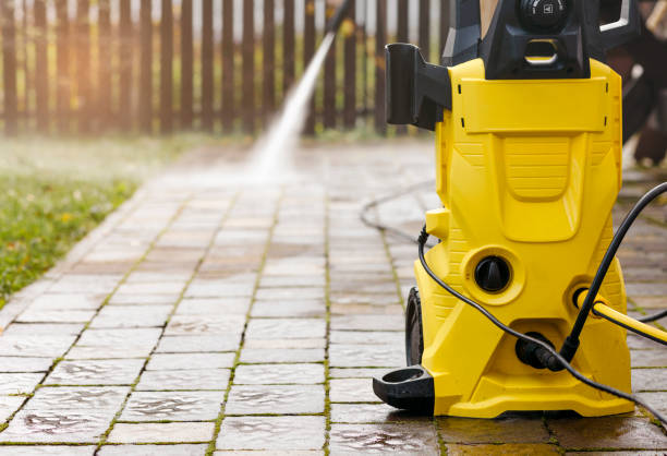 Best Roof Washing  in Presque Isle, ME